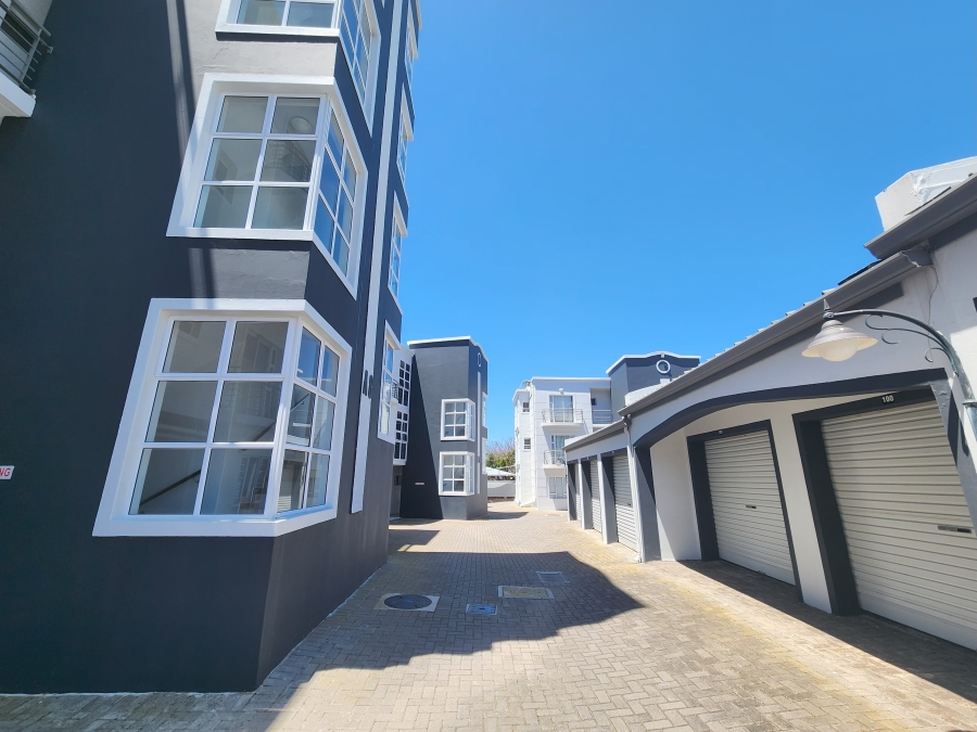 2 Bedroom Property for Sale in Reebok Western Cape